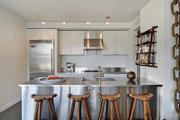 Sold by Corcoran | media 2