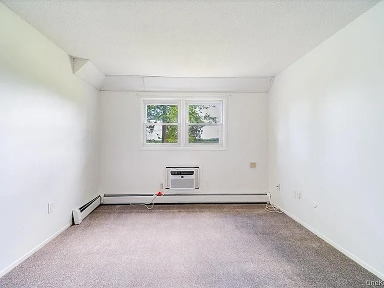 37 Alpine Dr #C — Photo 16
