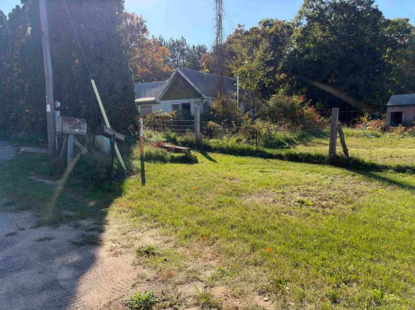 1549 3rd Ave, Coloma, WI 54930