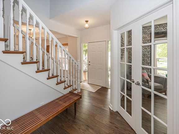 3rd image of 12224 Pentwater Ct