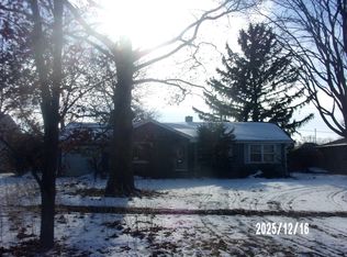 3218 Old Waldron Rd, Kankakee, IL 60901