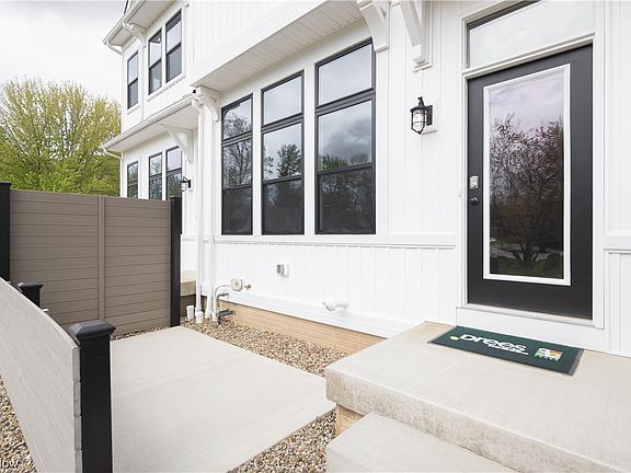 5th image of 4784 Mills Pointe Way