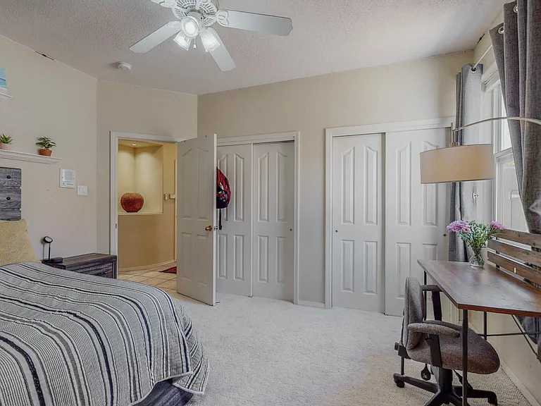 8401 Vina Del Sol Dr NE — Photo 13