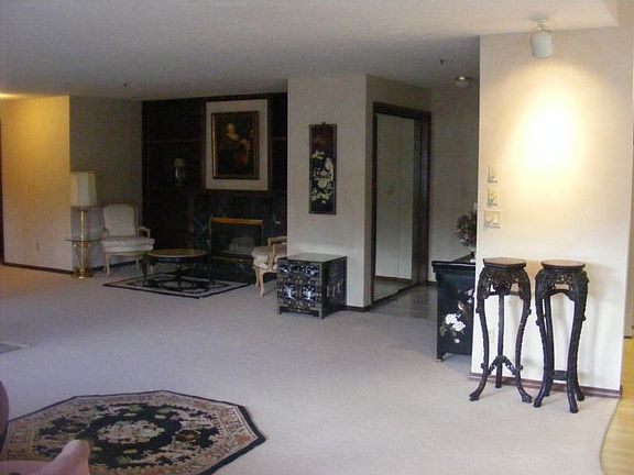 4th image of 221 E Rockwood Blvd APT 524