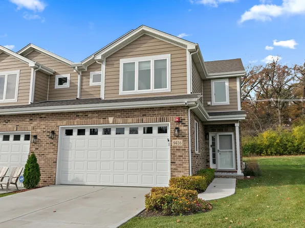 9416 Saratoga Ct, Hickory Hills, IL 60457