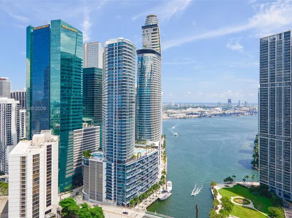 200 Biscayne Boulevard Way APT 3905, Miami, FL 33131