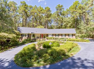 600 Lake Dornoch Dr, Pinehurst, NC 28374