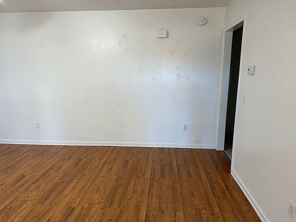 4th image of 115 Etling Ave #A