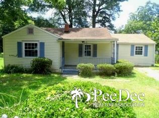 927 W Calhoun St, Dillon, SC 29536