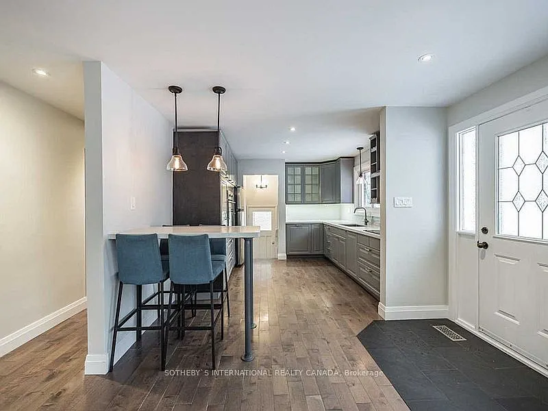 4 bed, $3,750 — Photo 1