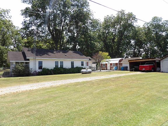 4th image of 101 Rose Hill Rd