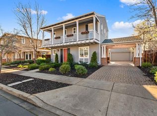 135 Maximilian Ct, Napa, CA 94558