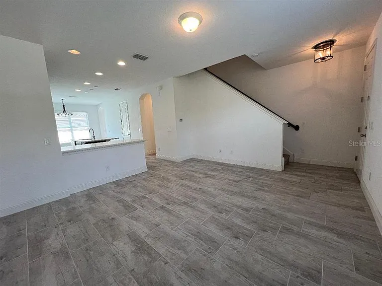 6561 Calamondin Dr — Photo 9