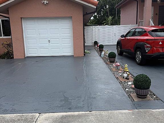 3rd image of 10070 SW 2nd St