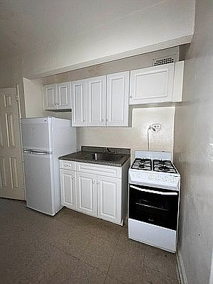 5th image of 67-07 Yellowstone Blvd APT 3E