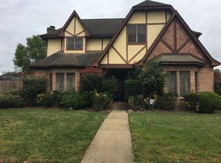 15302 Bonita Springs Dr, Houston, TX 77083