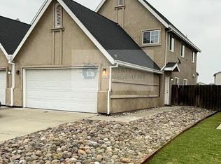 480 Pearl Pl, Manteca, CA 95336