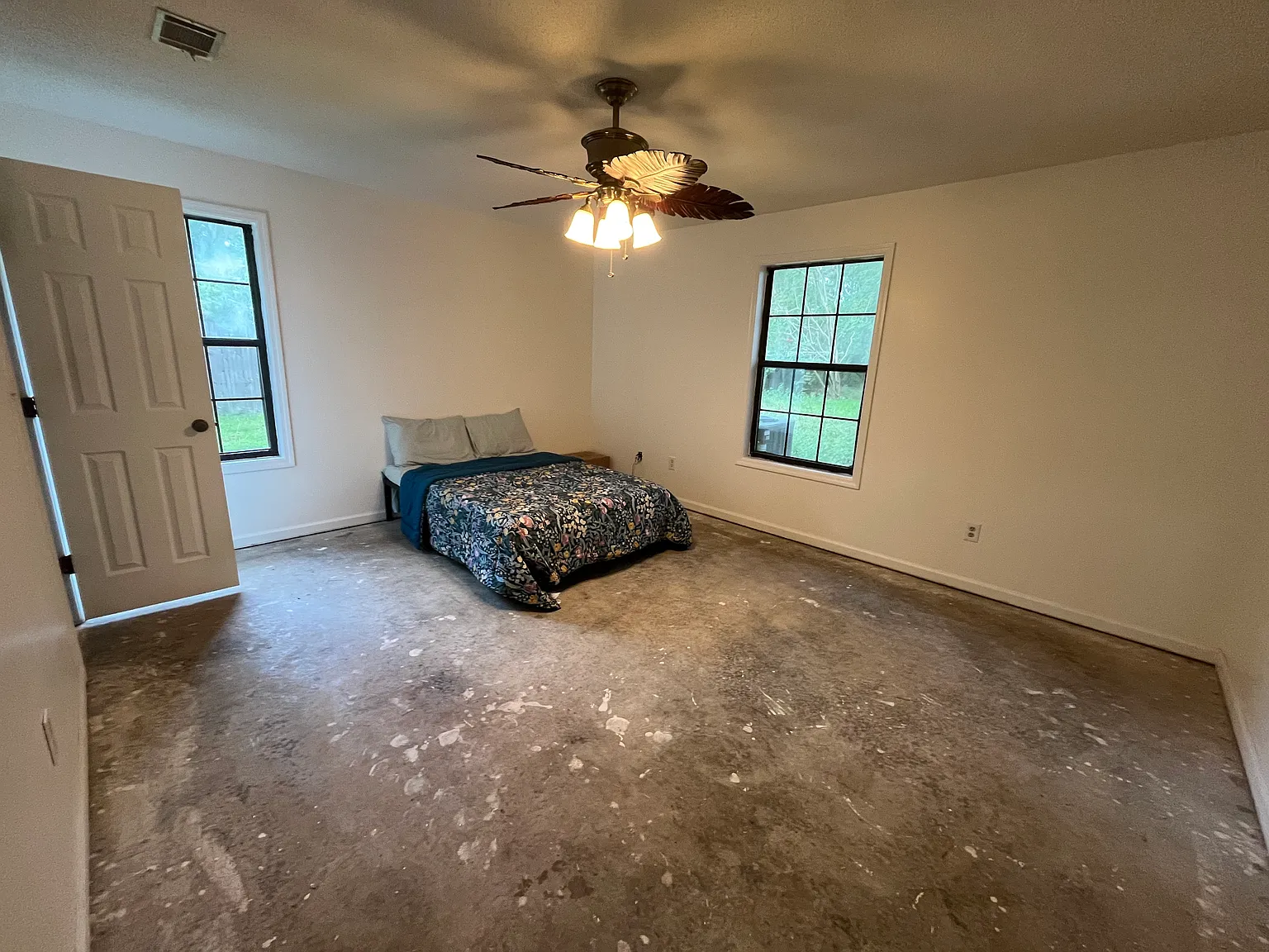 Hines Drive — Photo 4