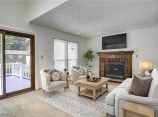 28 Saint Johns Dr, Hampton, VA 23666