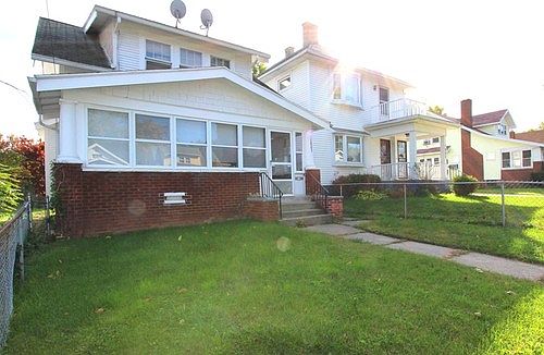 3rd image of 1803 Cone St