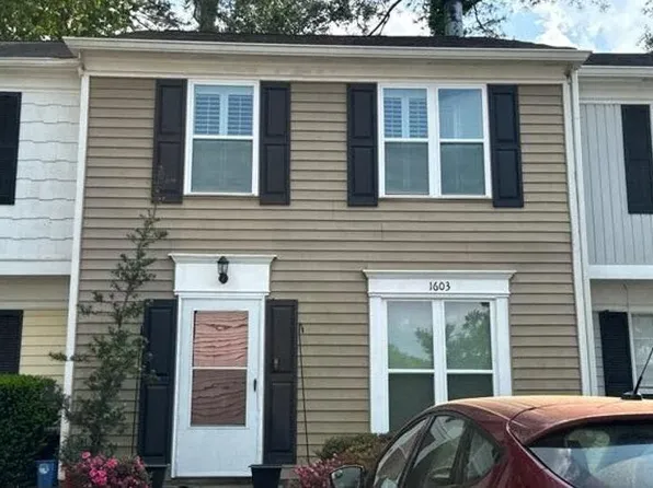1603 Queen Anne Ct, Sandy Springs, GA 30350
