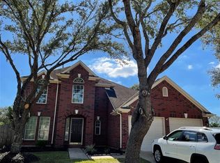 2146 Winding Springs Dr, League City, TX 77573
