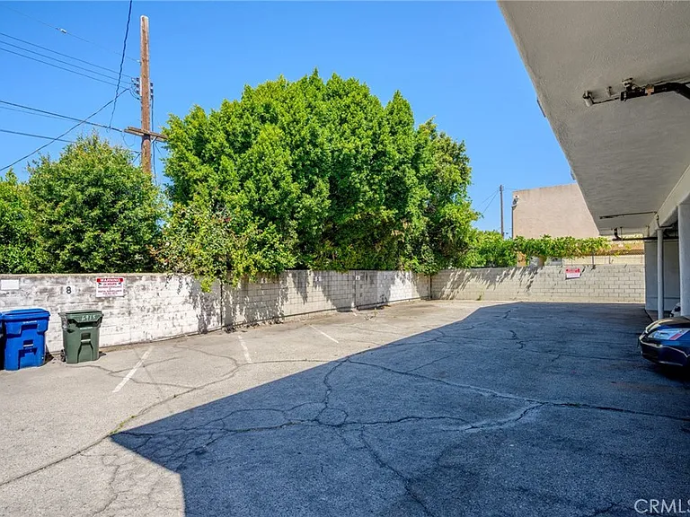 6915 Coldwater Canyon Ave — Photo 19