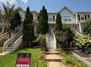 14106 Autumn Cir, Centreville, VA 20121