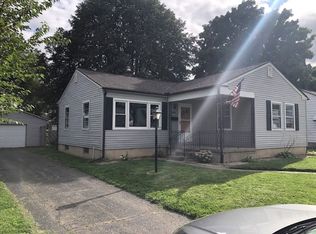 420 Wayne Dr, Fairborn, OH 45324