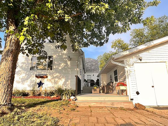 4th image of 702 Jefferson Ave