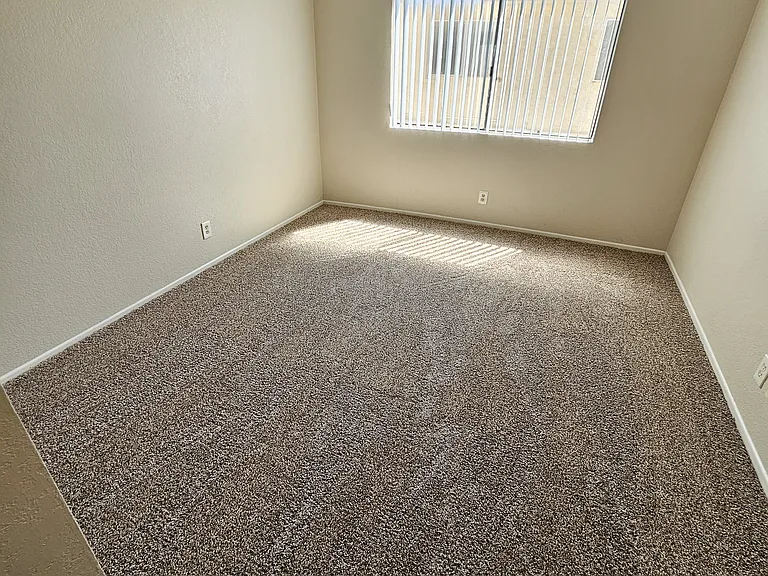 12460 Kittridge St #2 — Photo 18