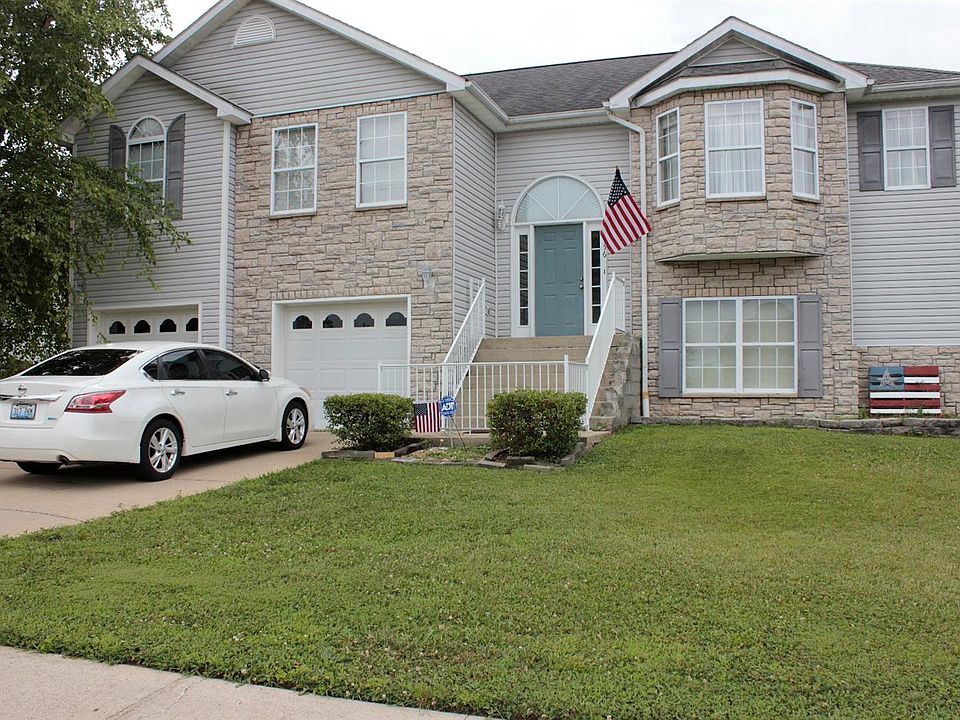 1st image of 556 Southbrook Dr