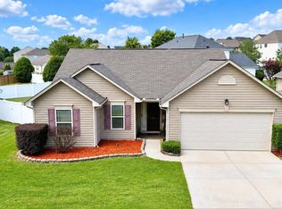 231 Garfield Ln, Simpsonville, SC 29681