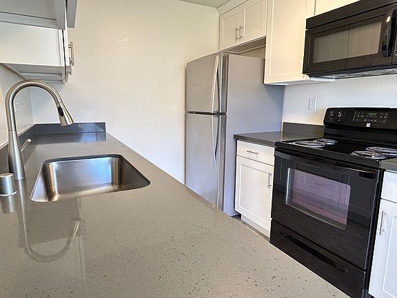 3rd image of 1432 NW 61st St APT 302