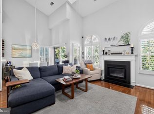 2331 Henshaw Pl APT 301, Alexandria, VA 22311