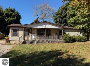 520 Moyer Ave, Alma, MI 48801