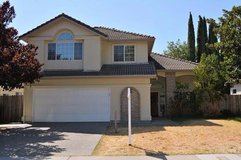 8600 Maple Hall Dr photo 1