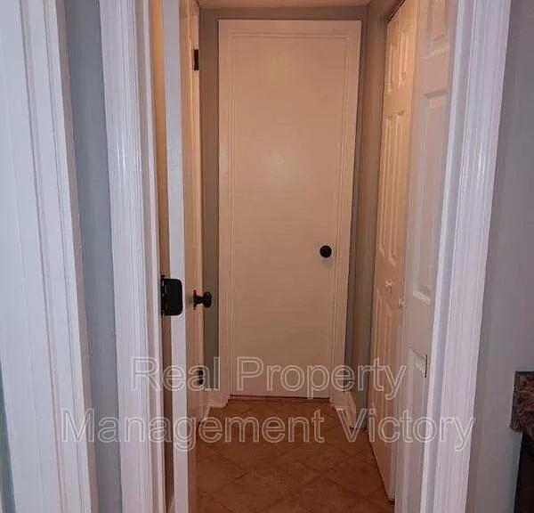 1171 16th Ave S #T — Photo 8