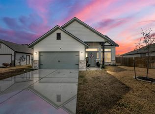 2506 Lightfoot Ln, Bryan, TX 77803