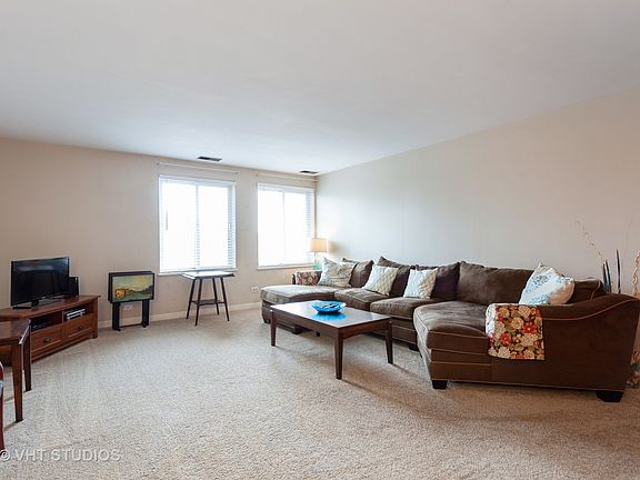 4th image of 420 Walnut Creek Ln Unit 3407