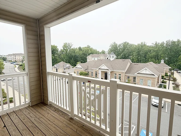 Belmont at Tryon Apartments — Photo 213