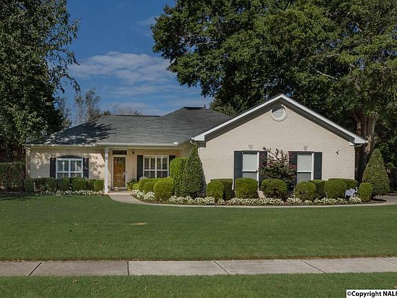 2nd image of 150 Manor House Dr
