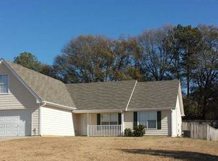 112 Elk Grove Dr, Auburn, GA 30011