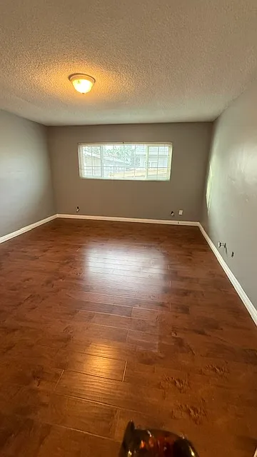 2 bed, 1100 sqft, $2,995 — Photo 4