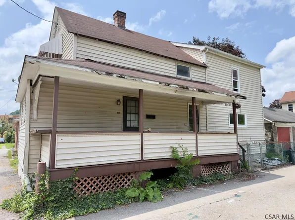 R713 Oak St, Johnstown, PA 15902