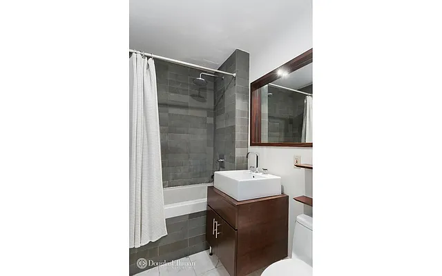 Sold by Douglas Elliman | media 15