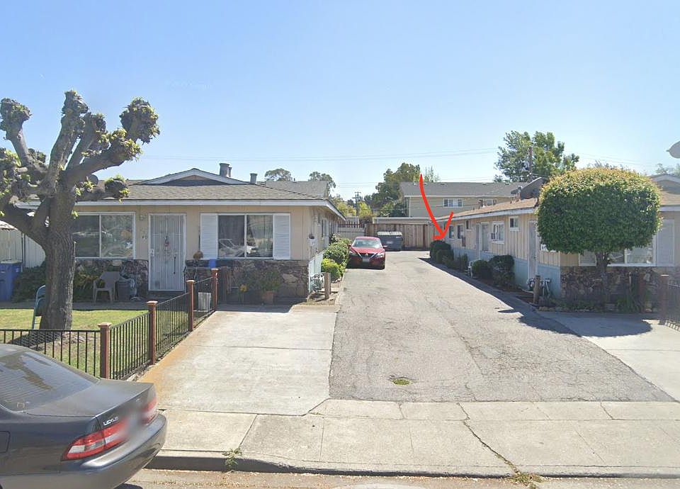 1st image of 238 Selwyn Dr #B