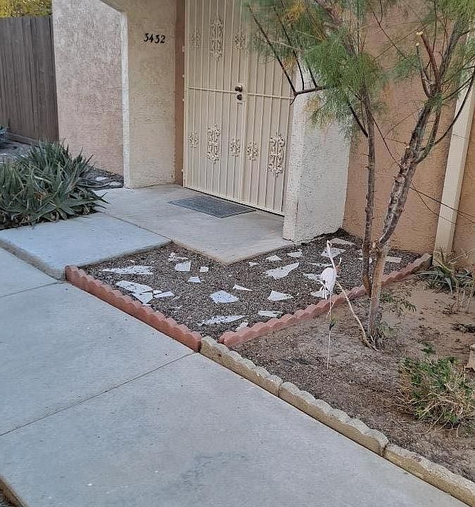 1st image of 3432 Villa Knolls West Dr