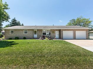 2840 Summer Dr, Dubuque, IA 52002