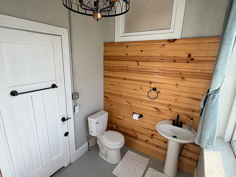 5202 Norway Rd #2 — Photo 4